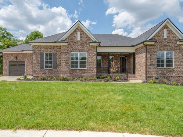 201 Pepper Glendale, Murfreesboro, TN 37128
