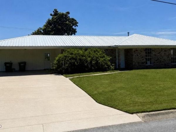 150 Gary Street, Gulfport, MS 39503