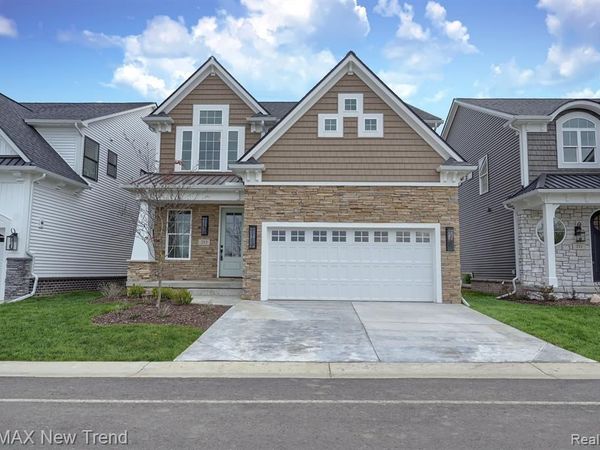 213 MOUNTAIN VIEW LANE, Milford Vlg, MI 48381