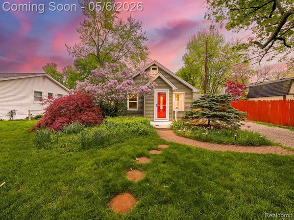 1859 Short Avenue, Westland, MI 48186