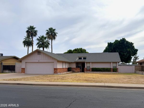 704 N ORACLE, Mesa, AZ 85203