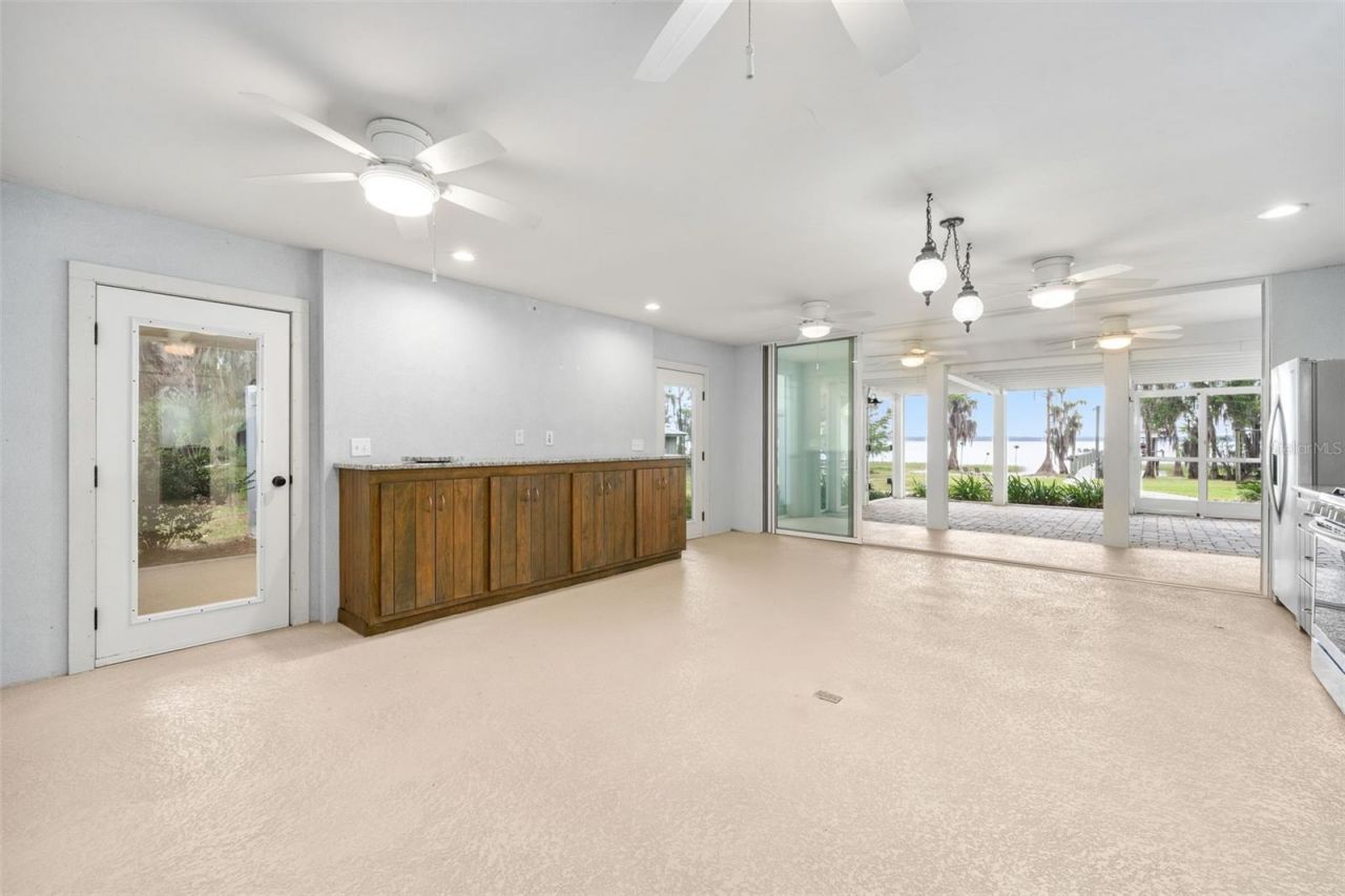 8026 NE 221st Street, Melrose, FL 32666 Photo