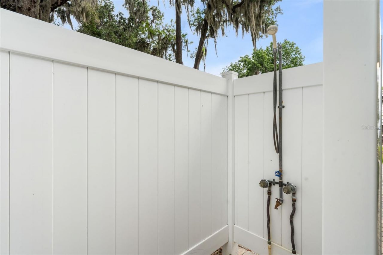 8026 NE 221st Street, Melrose, FL 32666 Photo