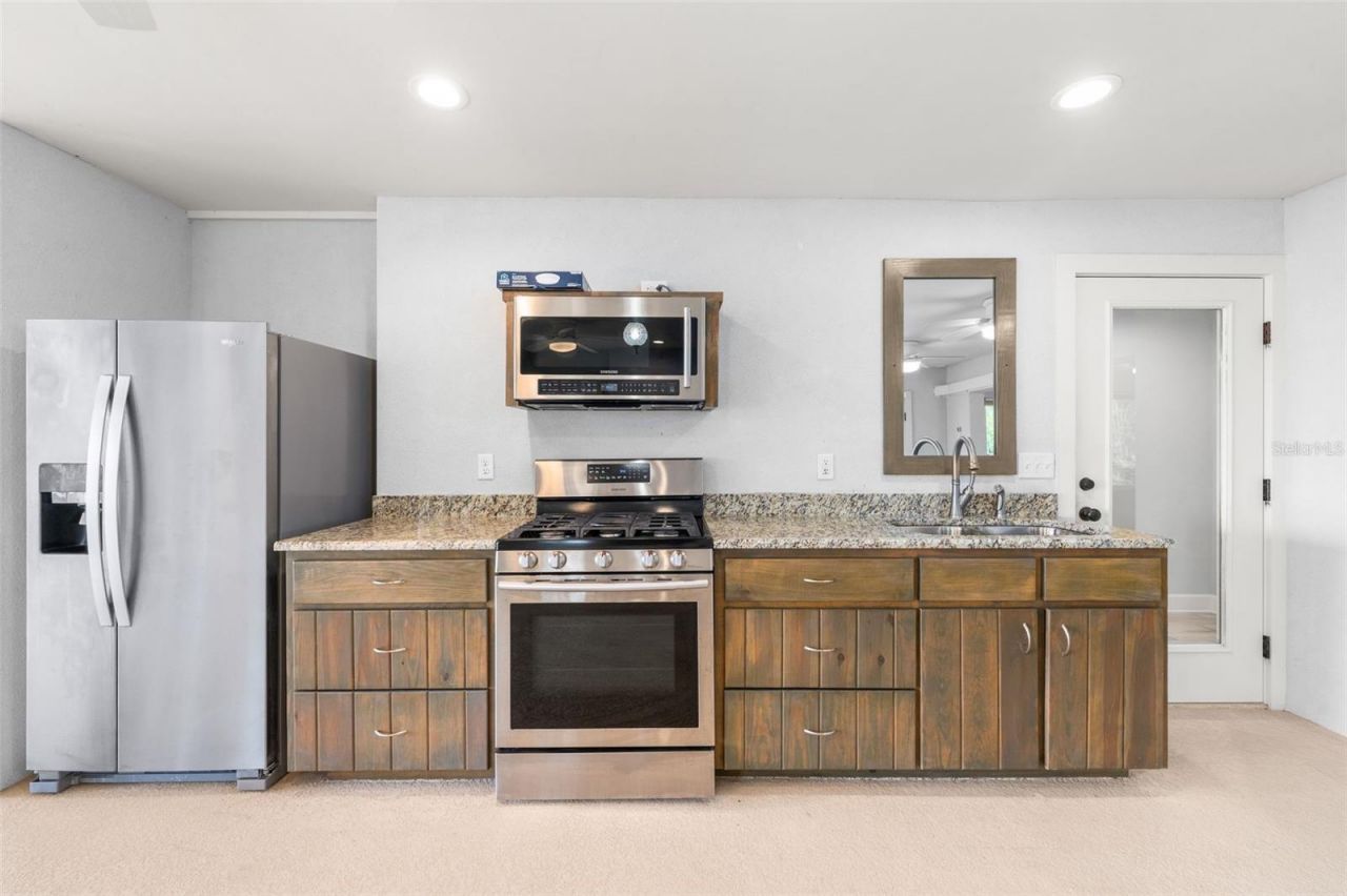 8026 NE 221st Street, Melrose, FL 32666 Photo