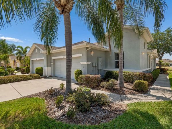 2011 SIFIELD GREENS WAY, Unit 71, SUN CITY CENTER, FL 33573