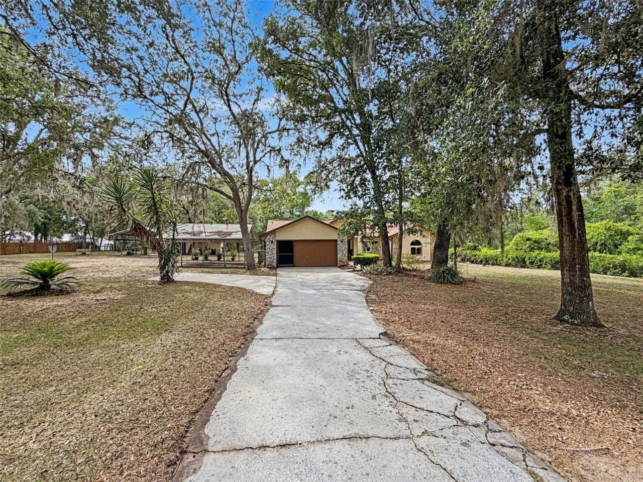7111 Ricker Avenue , Webster, FL 33597 Photo