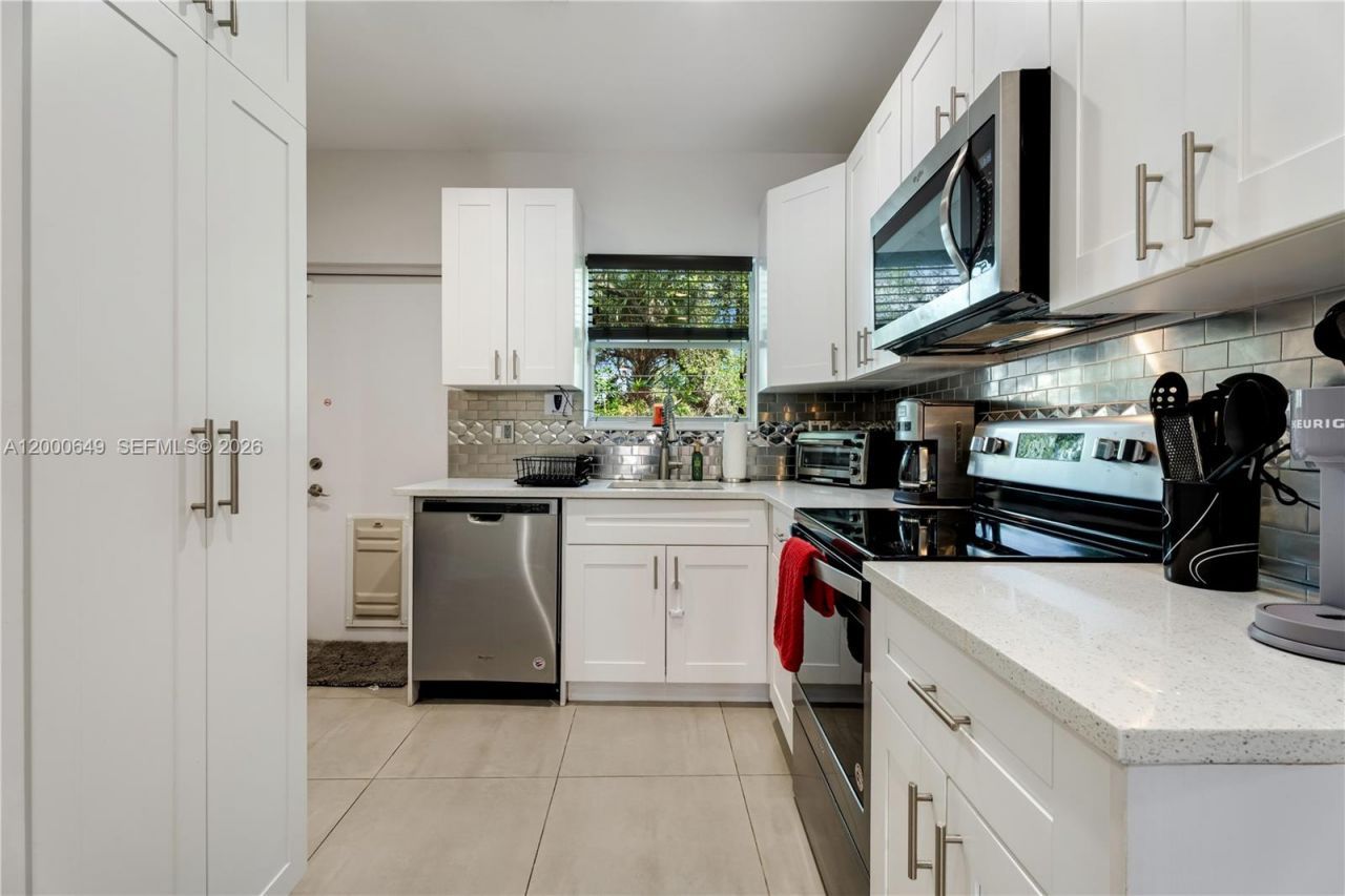 1526 SW 20th Ave , Fort Lauderdale, FL 33312 Photo