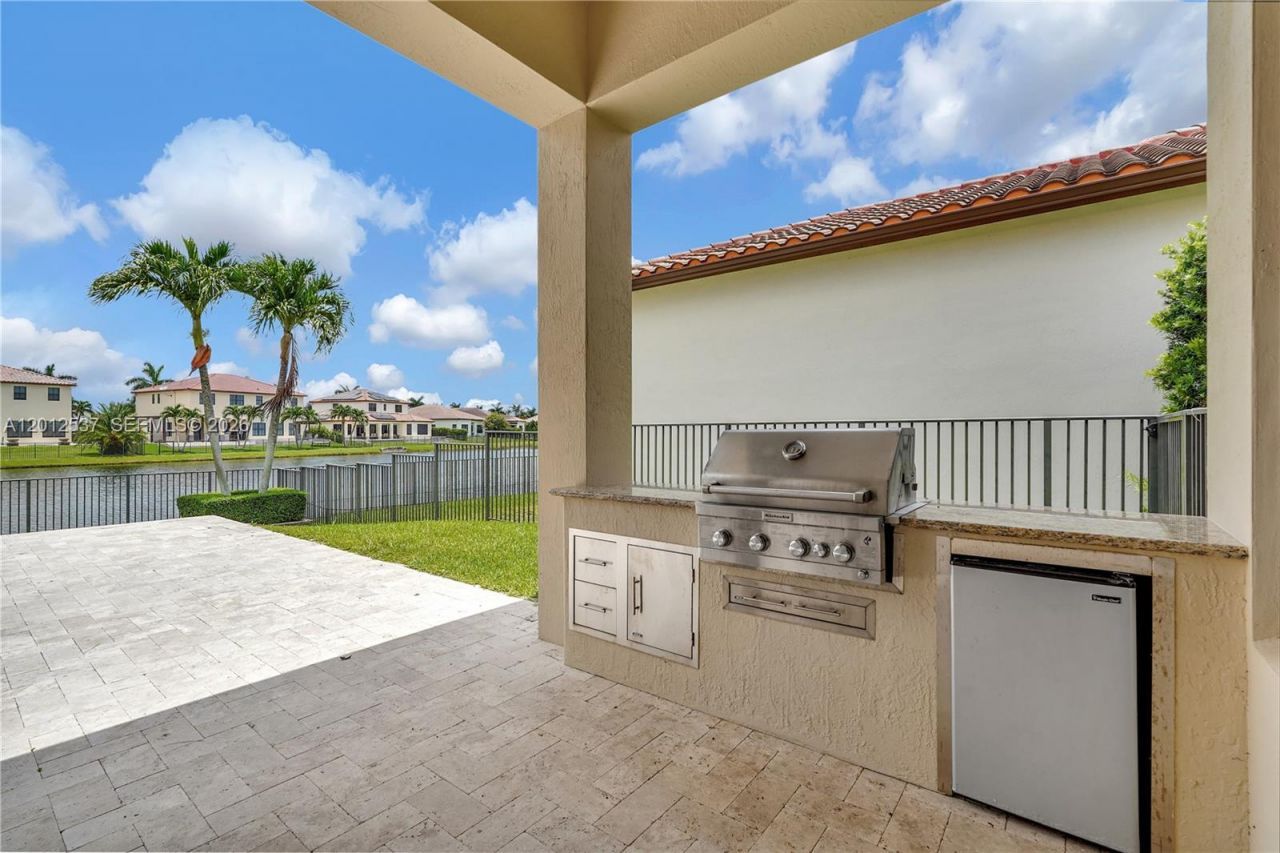 8363 NW 26th Ct, Cooper City, FL 33024 Photo