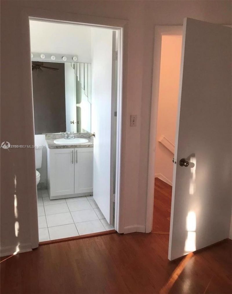 6690 SW 12th St, Unit 4-6690, West Miami, FL 33144 Photo