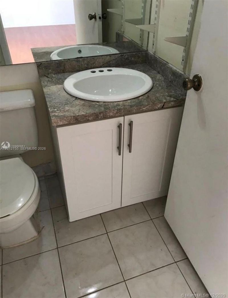 6690 SW 12th St, Unit 4-6690, West Miami, FL 33144 Photo
