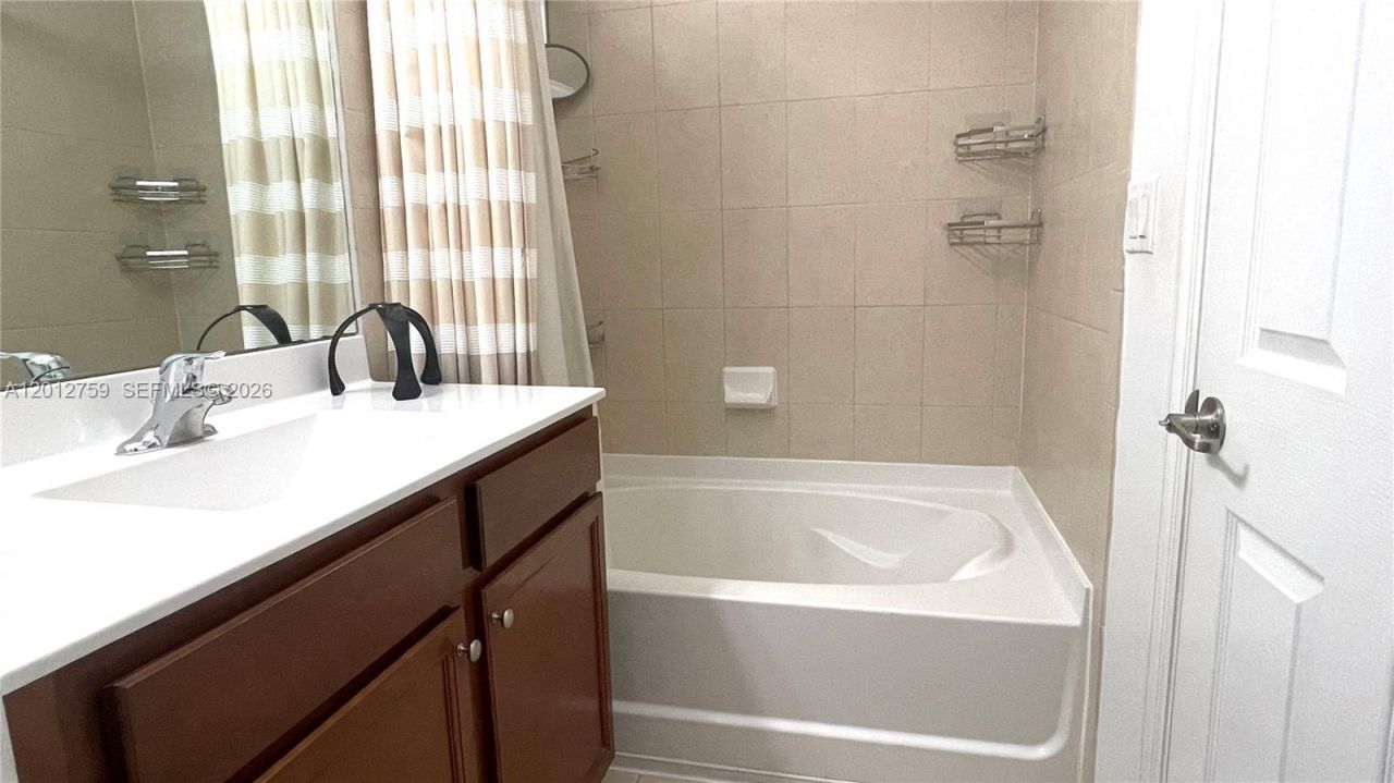 10620 NW 88th St, Unit 205, Doral, FL 33178 Photo