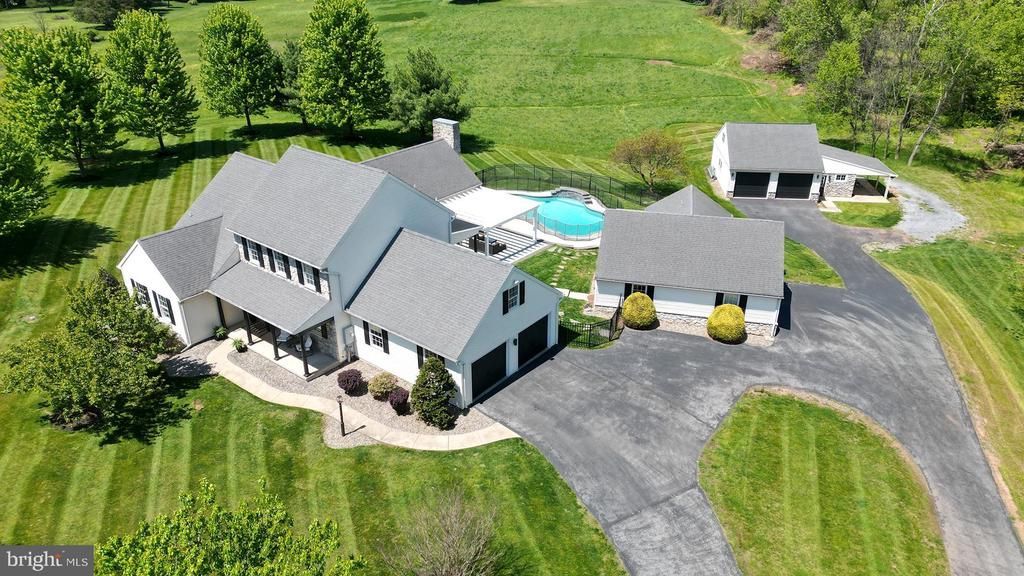 95 LAUREL LANE , PALMYRA, PA 17078