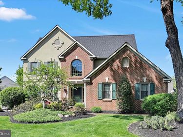 23 GREENBRIER LANE, WILLOW STREET, PA 17584