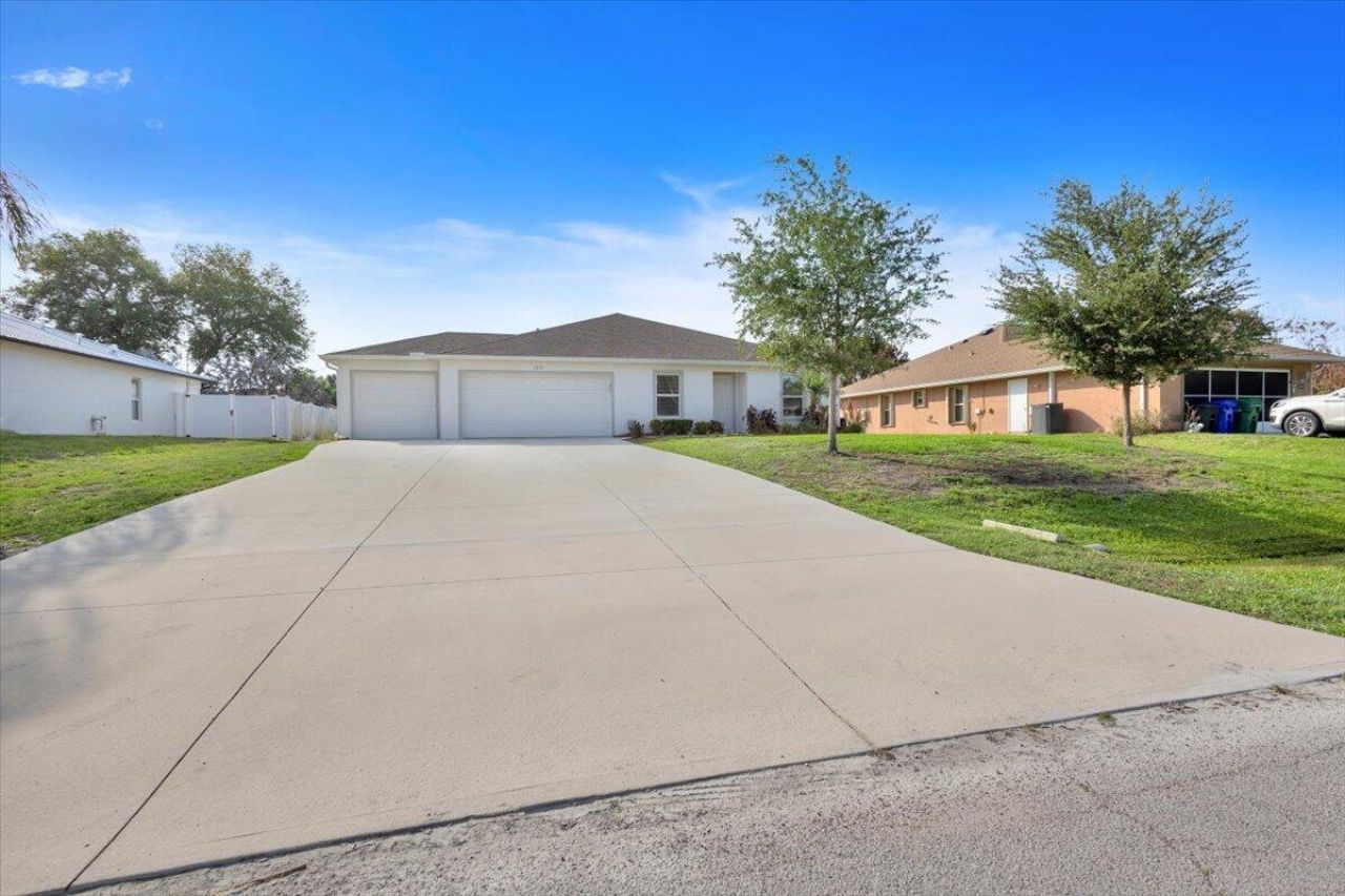 1043 Landsdowne Drive, Sebastian, FL 32958 Photo
