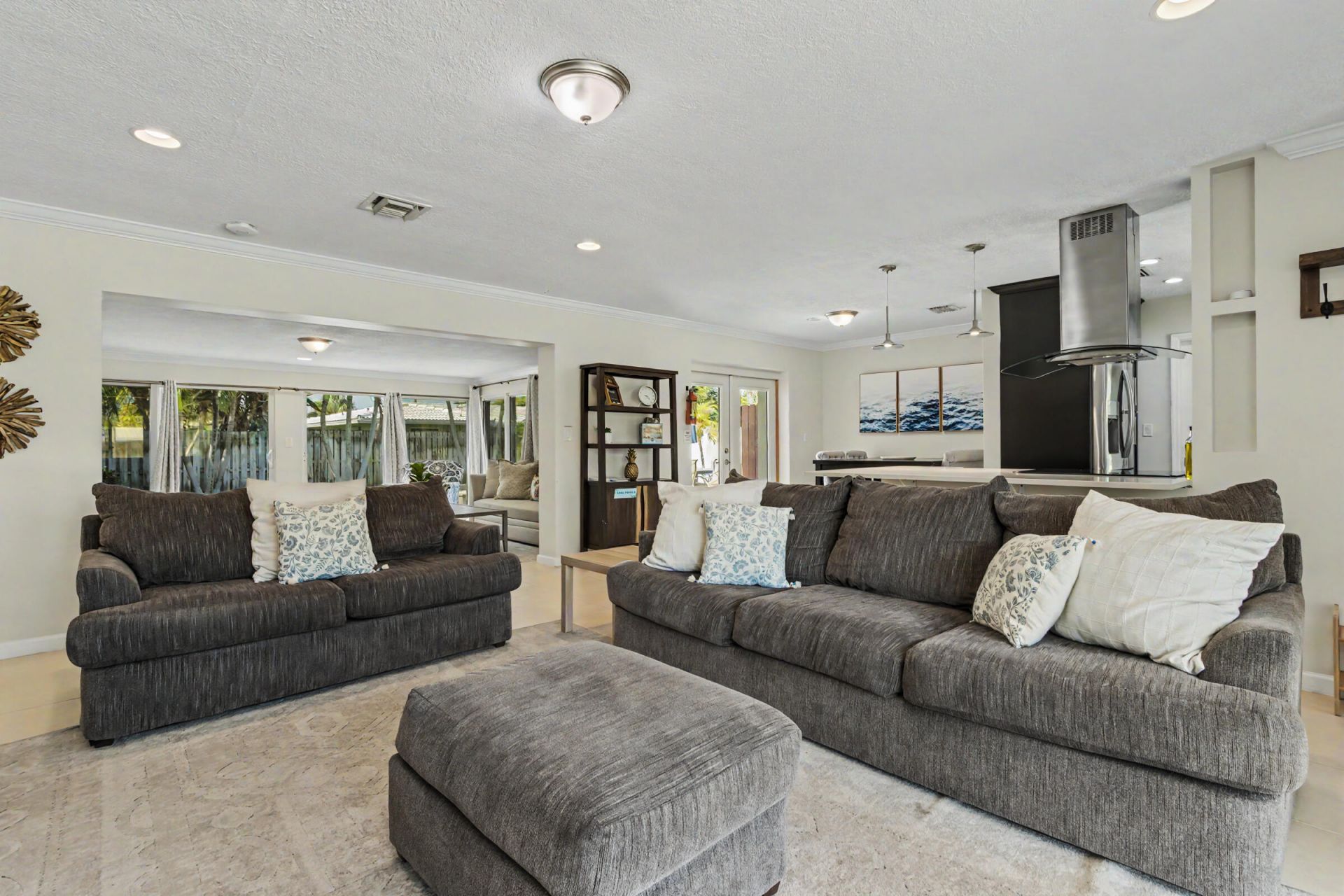 2770 NE 53rd Street, Lighthouse Point, FL 33064 Photo