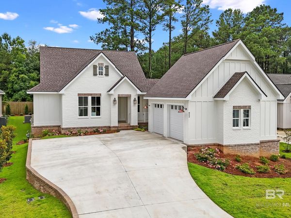 852 Geranium Drive, Fairhope, AL 36532