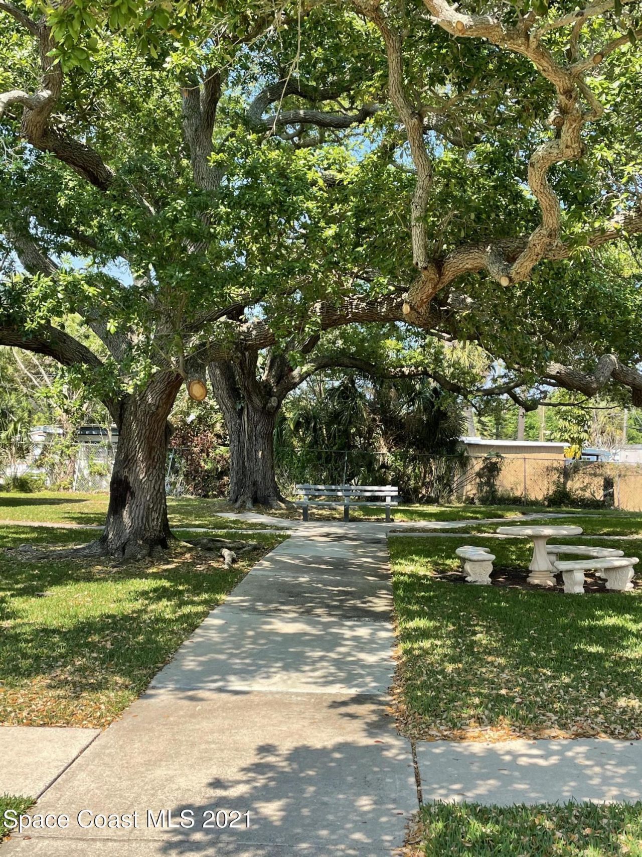 8401 N Atlantic Avenue, Unit F5, Cape Canaveral, FL 32920 Photo