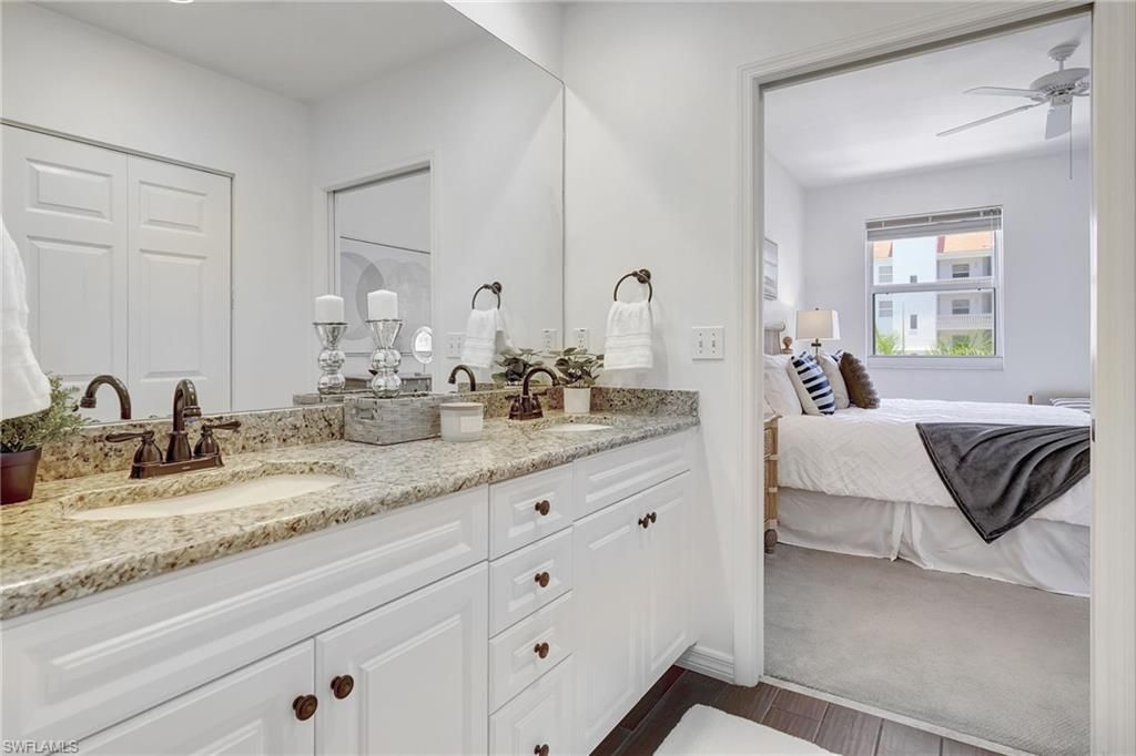 470 Launch Cir , Unit V-405, Naples, FL 34108 Photo