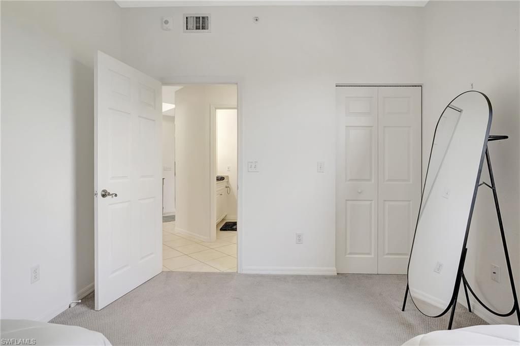 470 Launch Cir , Unit V-405, Naples, FL 34108 Photo