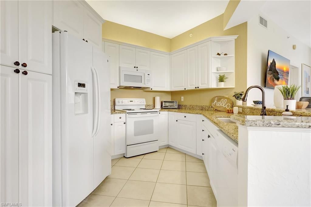 470 Launch Cir , Unit V-405, Naples, FL 34108 Photo