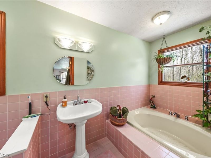 5300 Hayes Road, Ravenna, OH 44266 Photo 32