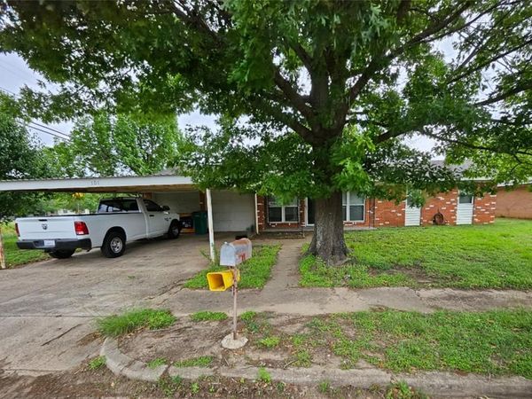 101 S Rita, Lacy Lakeview, TX 76705