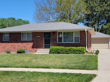 5020 Claire Avenue, Lincoln, NE 68516