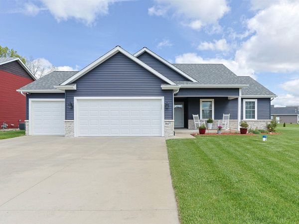 30477 Pine Bluff Drive, Elkhart, IN 46517