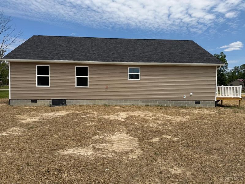 438 Lorelei Drive, Perry Township, OH 45118 Photo 3
