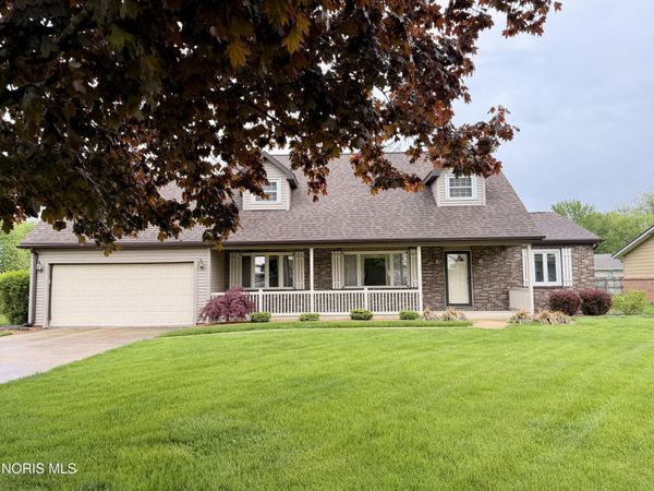 231 St. Paul Drive, Fremont, OH 43420
