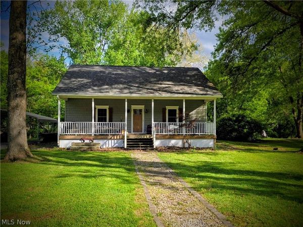 139 Silver Run Road, Cairo, WV 26337