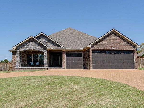 2112 Lakeshore Dr, Heber Springs, AR 72581