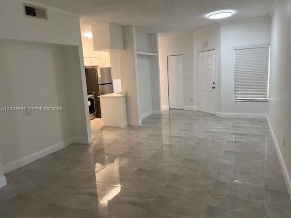 18326 NW 68th Ave, Unit F, Hialeah, FL 33015