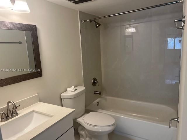 18326 NW 68th Ave, Unit F, Hialeah, FL 33015 Photo