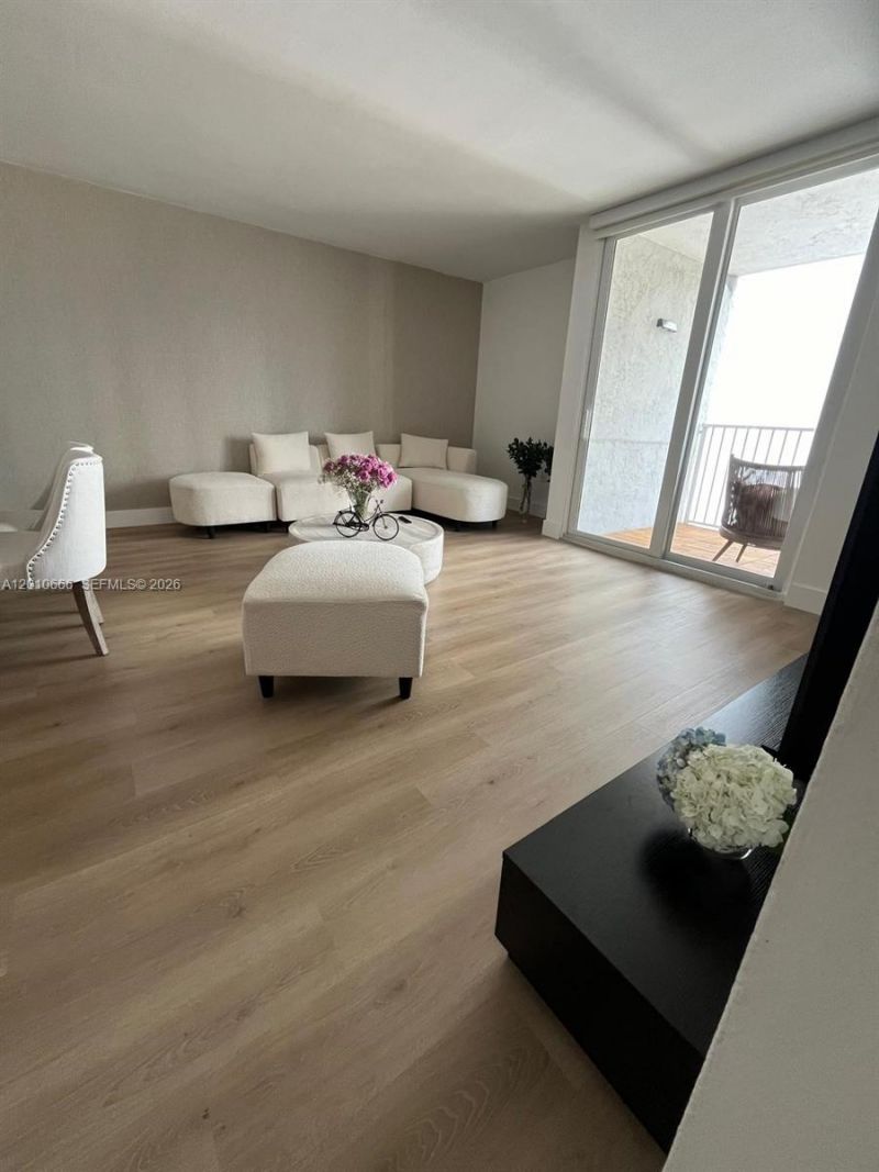 800 N Miami Ave, Unit E-1505, Miami, FL 33136 Photo