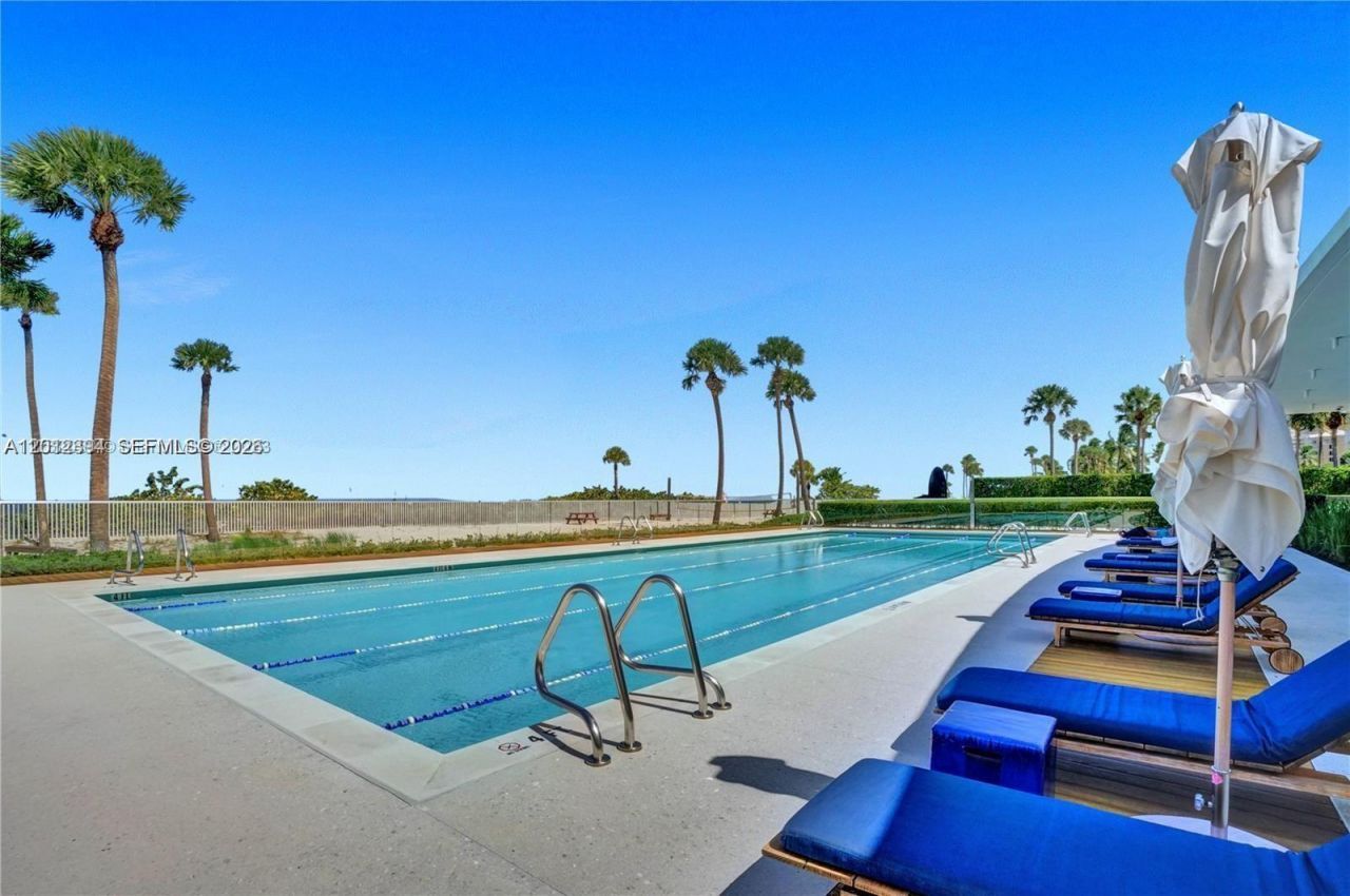 105 Reef Ln, Key Biscayne, FL 33149 Photo