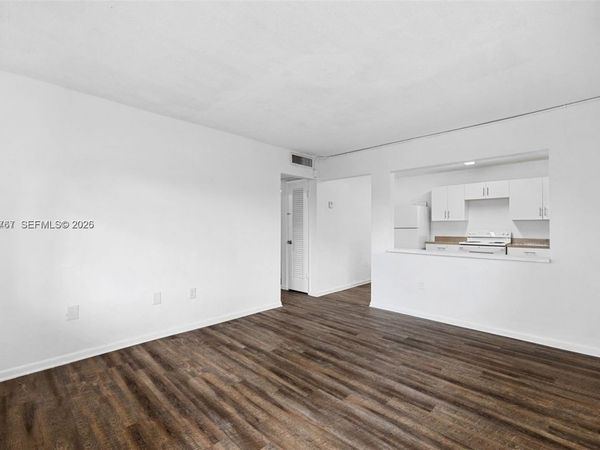 16117 NE 19th Ct , Unit 7, North Miami Beach, FL 33162