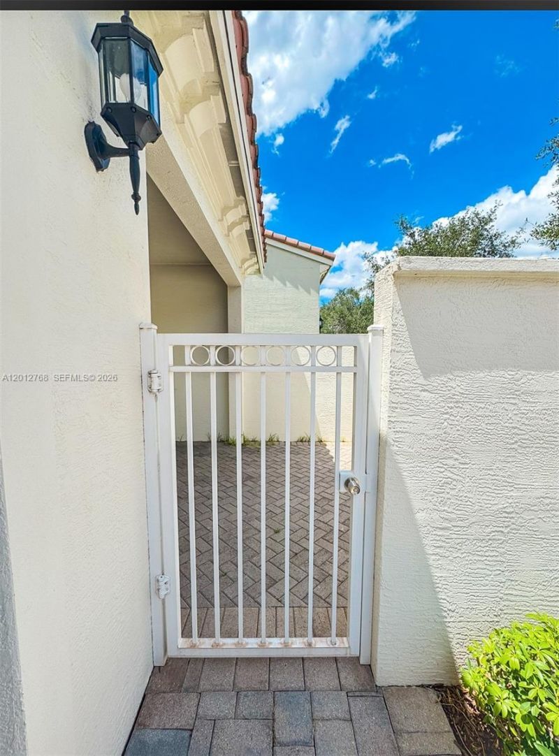 3210 NW 126th Avenue , Unit 3210, Sunrise, FL 33323 Photo