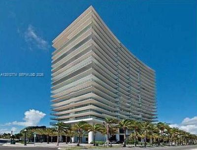 800 S Pointe Dr, Unit 2102, Miami Beach, FL 33139 Photo