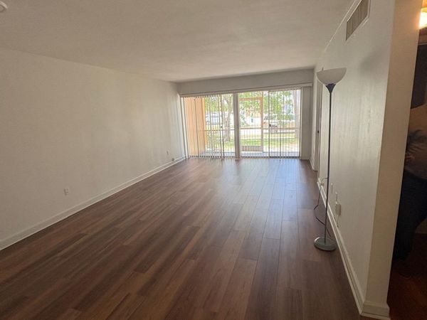 1501 Crescent, Unit D29, Lake Park, FL 33403