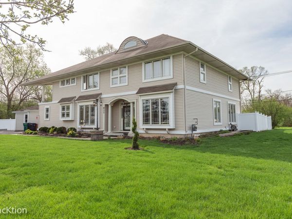 617 W Wilson Avenue , Lombard, IL 60148