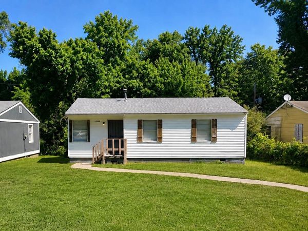 2536 SUNNY HILL DR, Memphis, TN 38127