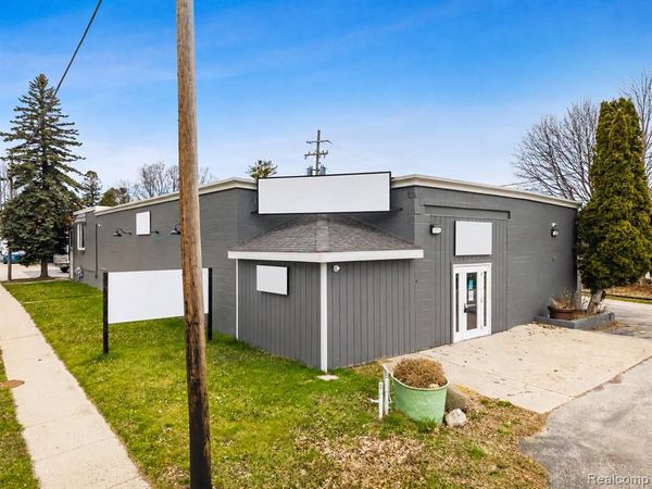 108 N US Highway 23 , Harrisville, MI 48740