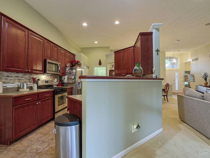 5252 Venetian Way, Hamilton Twp, OH 45152 Photo 16