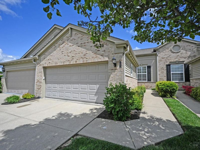 7398 Red Oak Court, Mason, OH 45040 Photo 2