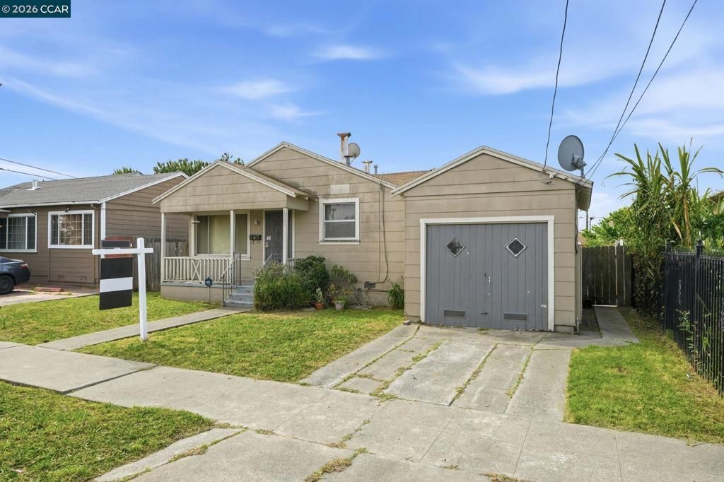 1926 Dunn Ave, Richmond, CA 94801 Main Photo