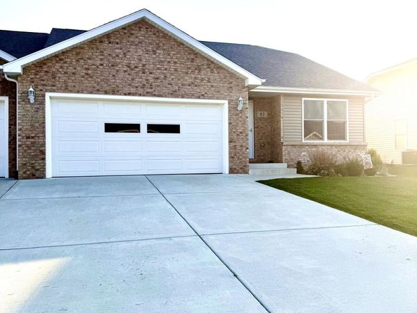82 Prince William Court, La Porte, IN 46350