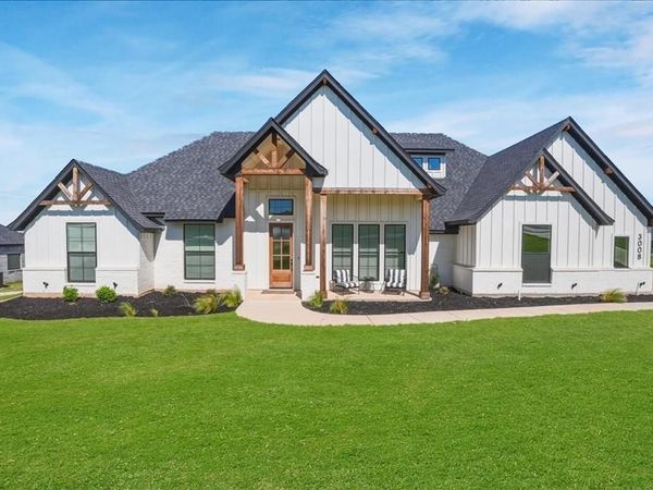 3008 Westfork Way , Springtown, TX 76082
