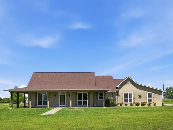 1676 NW County Road 1030 , Mount Vernon, TX 75457