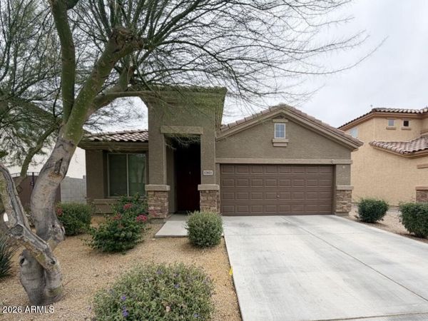 12021 W DAVIS Lane, Avondale, AZ 85323